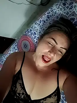 maynor_1998 Adlı Modelin Canlı XXX Sohbeti