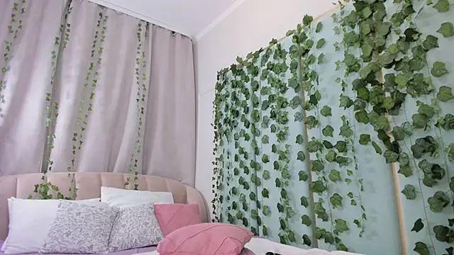 Love_is_Lola Live XXX-chat