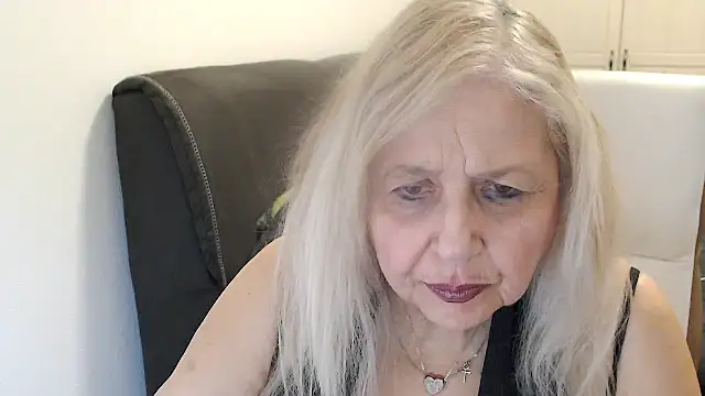 SusiLifeXXX élő XXX-chatje