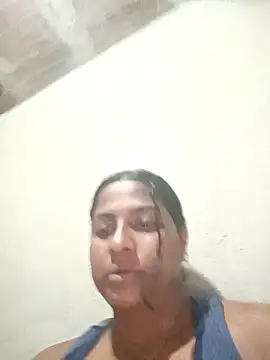 Chat XXX Live Giselabrunette25