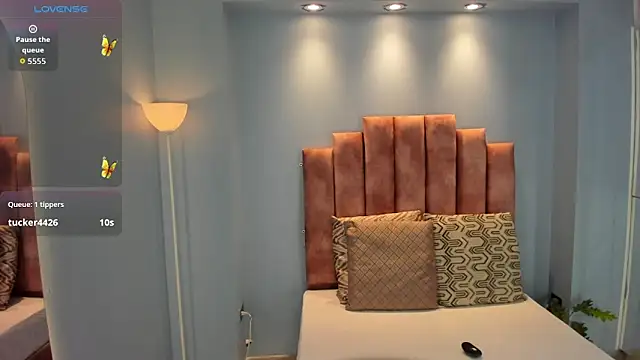 lou_rosse_ Chat XXX live