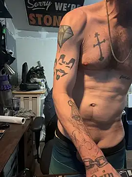 Chat +18 de CloudDadddyyy420 ao vivo