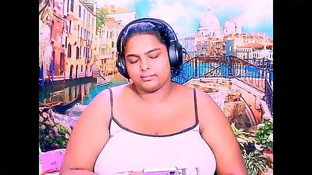 Indianfairy99n Live XXX chat