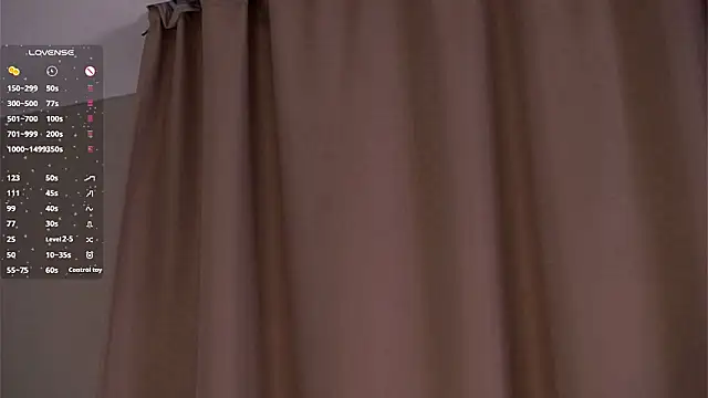 EffieHenriのライブXXXチャット