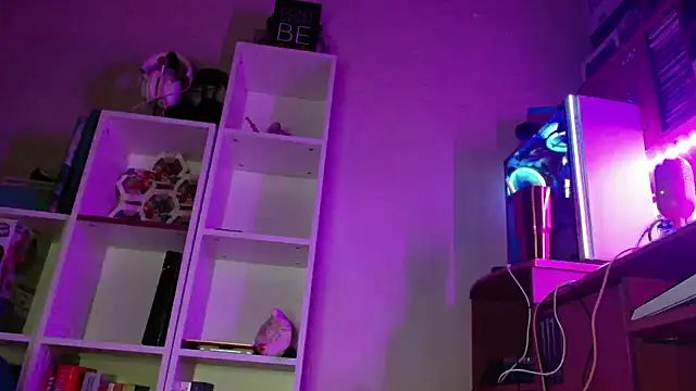 SmokyDee Chat XXX in diretta