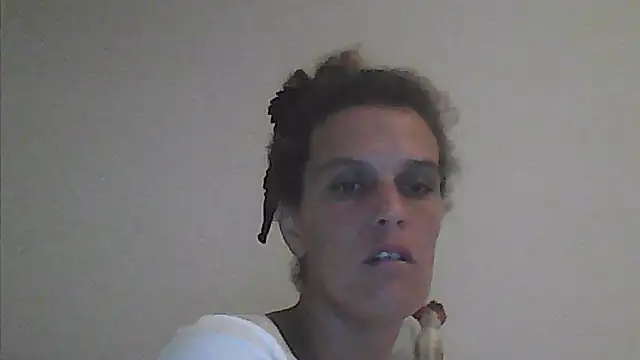 sarahkat86's Live XXX Chat