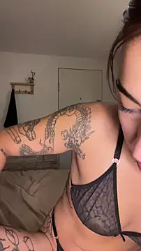 littlethyy's Live XXX Chat