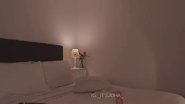 Lovinggirl_'s Live XXX Chat