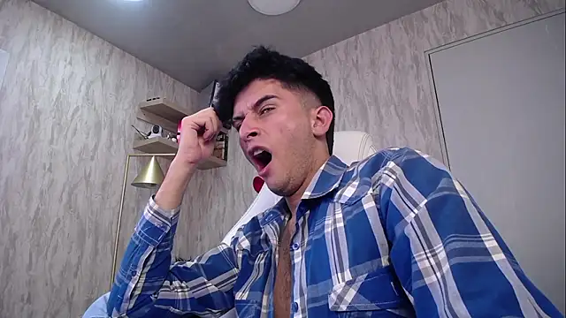 Chat +18 de MrWilliseo ao vivo