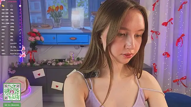 ElfredaTupy's Live XXX Chat