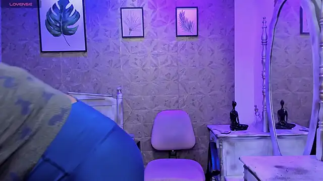 Maite_clk Chat XXX in diretta