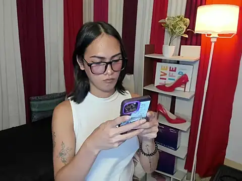 دردشة Ts_HardCockk الجنسية المباشرة