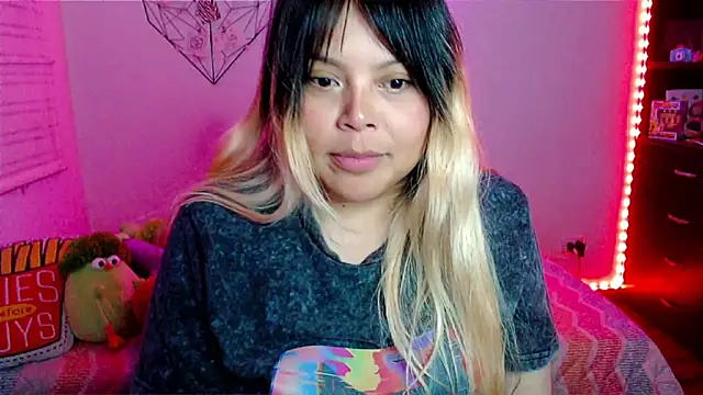 EllieMoonX Live XXX-chat