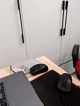 XXX chat uživo modela Tammy_meri