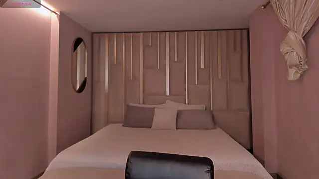 LucieMartin's Live XXX Chat