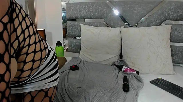 Slut_Milf_n Live XXX chat