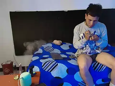 Thonixxx_mr webkamerás műsora