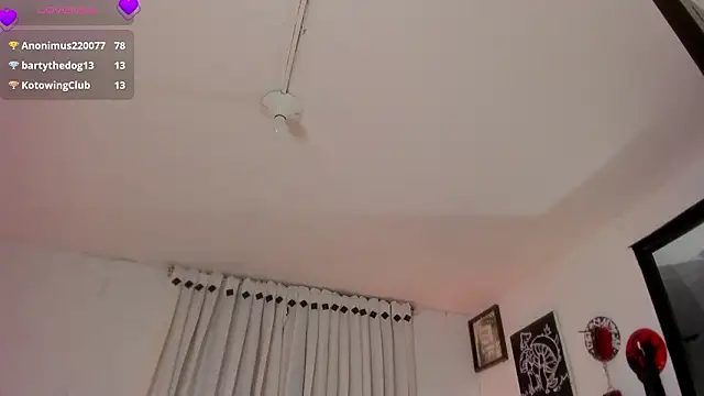 Cata_green Chat XXX in diretta