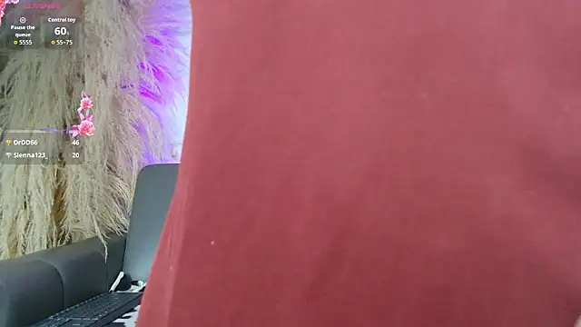 Chat XXX ao vivo de milkk_