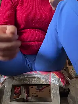 YANINA120 Adlı Modelin Canlı XXX Sohbeti