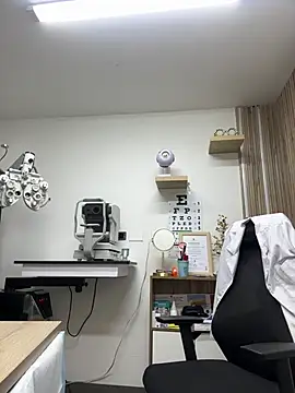 alicee16 现场XXX聊天