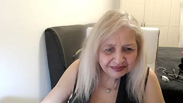 แชท XXX สดของ SusiLifeXXX