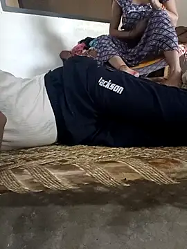 Savita_bhabhi_enjoy 现场XXX聊天