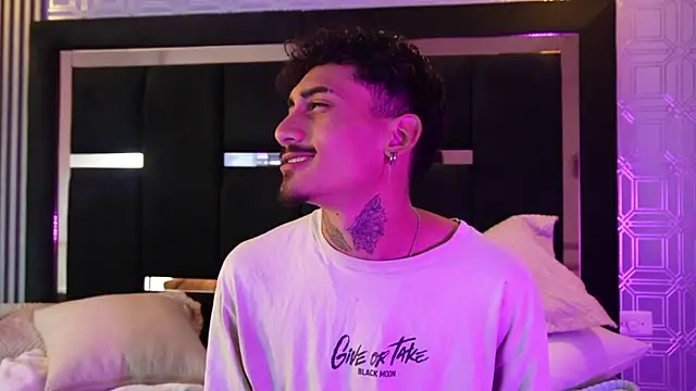 Dark_Eros_ Pertunjukan Webcam