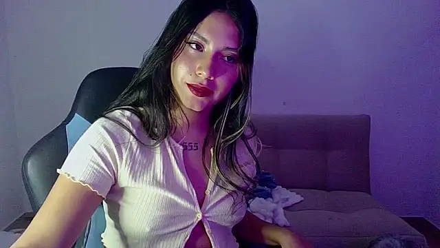 Lia_14_ Chat XXX in diretta