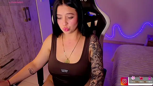 Victoryyy_'s Live XXX Chat