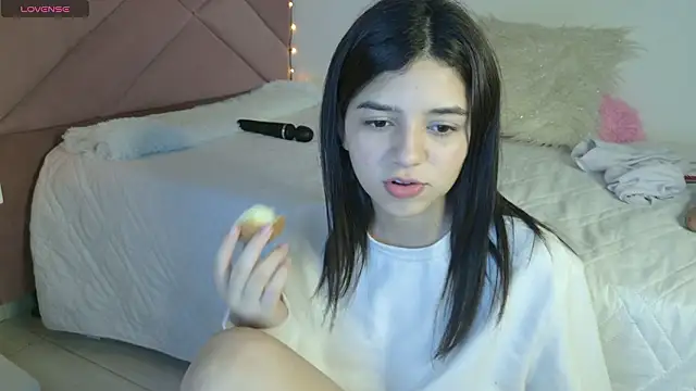 eva_sin18 élő XXX-chatje