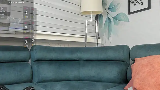 George_Diesell: διαδικτυακό σόου στην κάμερα