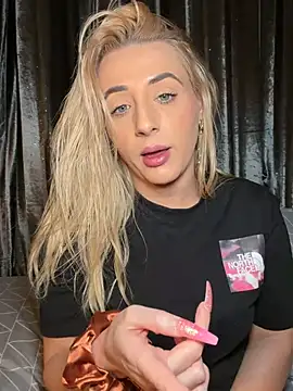 XXX chat uživo modela Strongqueen