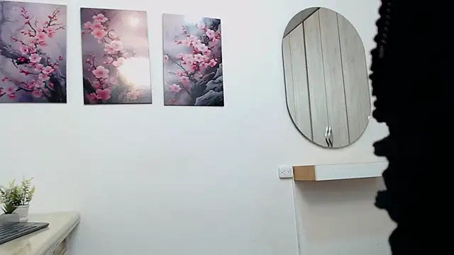 pinky_f00x élő XXX-chatje