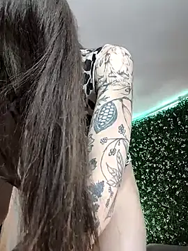 VickyJackson_ élő XXX-chatje