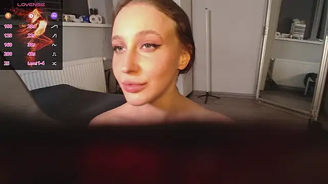 Chat XXX Live AliceTurnOn