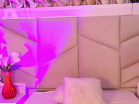 Chat +18 de OliviaDiaz ao vivo