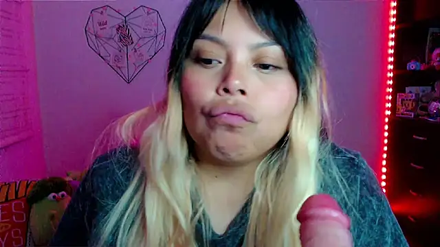 Chat +18 de EllieMoonX ao vivo