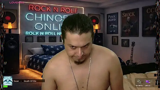 chino_roz Webcam show