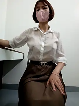 Emma_Linh 现场XXX聊天