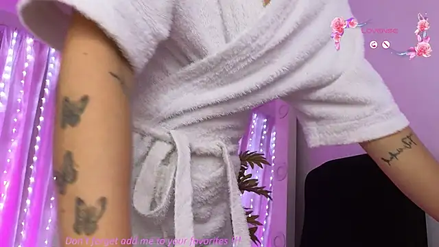 Im_lauritaa's Live XXX Chat