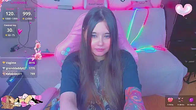 Lolisuccub 现场XXX聊天