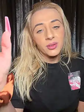 แชท XXX สดของ Strongqueen