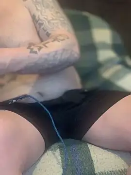 Ldnick69's Live XXX Chat