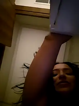 SaharQamar Chat XXX in diretta