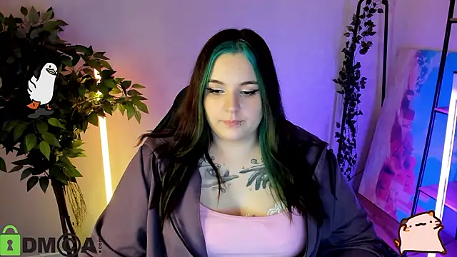 Mia_R0ss: онлайн-секс-чат