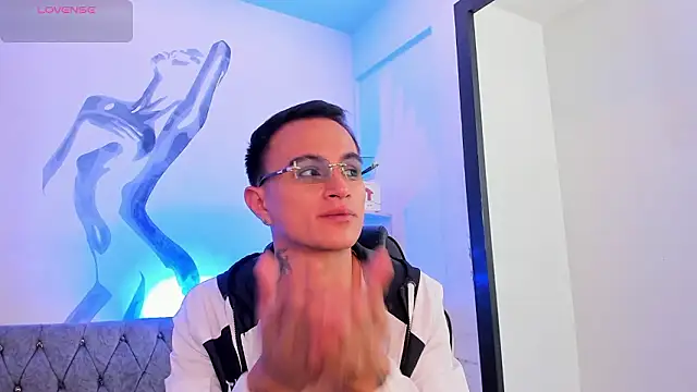 LiamDeep – Naživo XXX chat