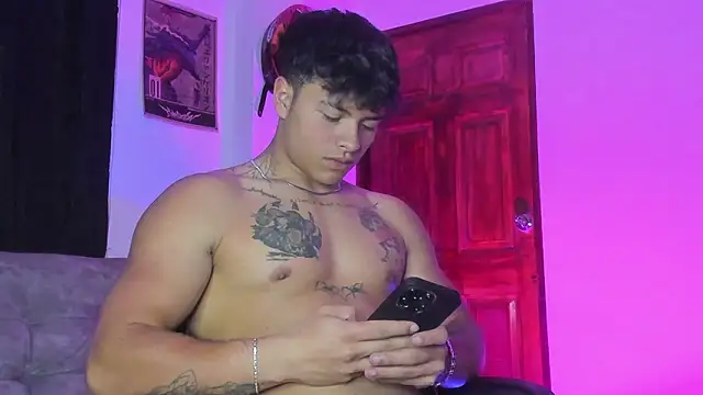 Dominic_Biker__ 网络视讯表演