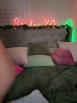 JordanXo's Live XXX Chat