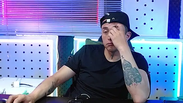 Godofcumxxx's Live XXX Chat